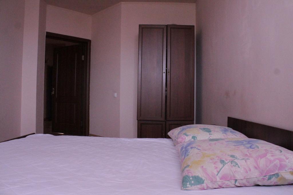 Apartments On Parkaniya 2A ムカチェヴォ エクステリア 写真